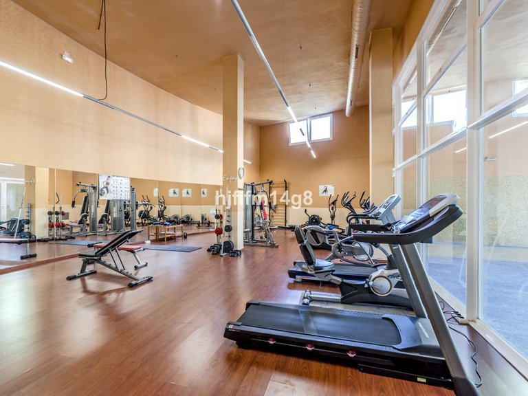 Apartment for Sale in Nueva Andalucía, Malaga 16