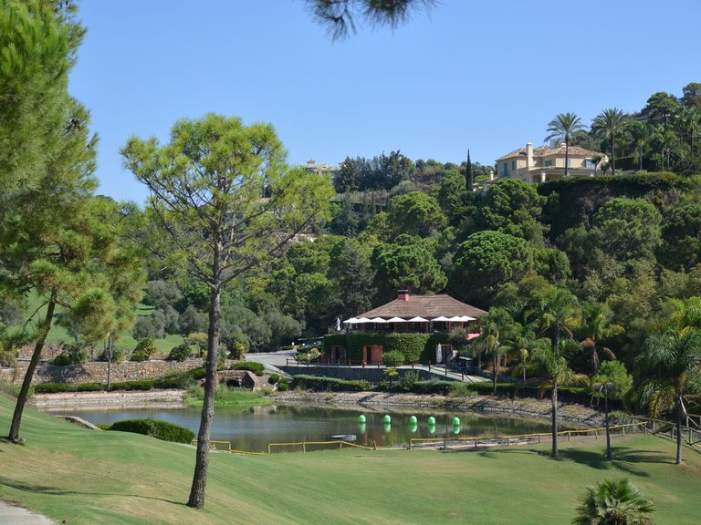 Villa for Sale in Benahavís, Malaga 14