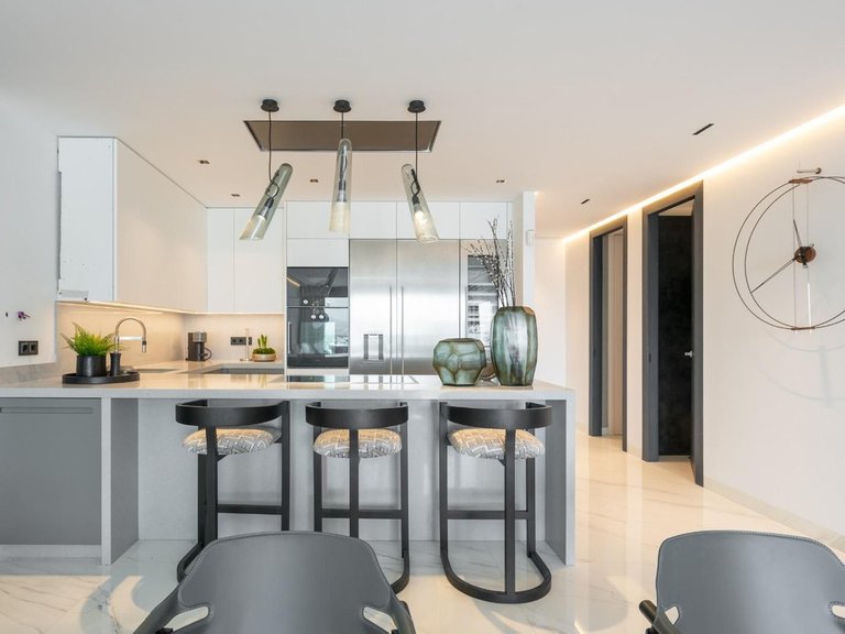 Apartment for Sale in Costa del Sol, Puerto Banús, Malaga 11