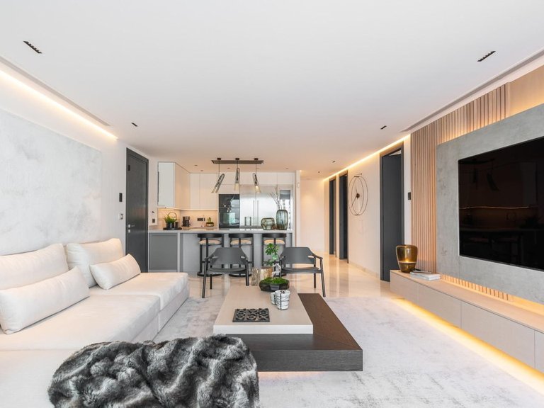 Apartment for Sale in Costa del Sol, Puerto Banús, Malaga 13