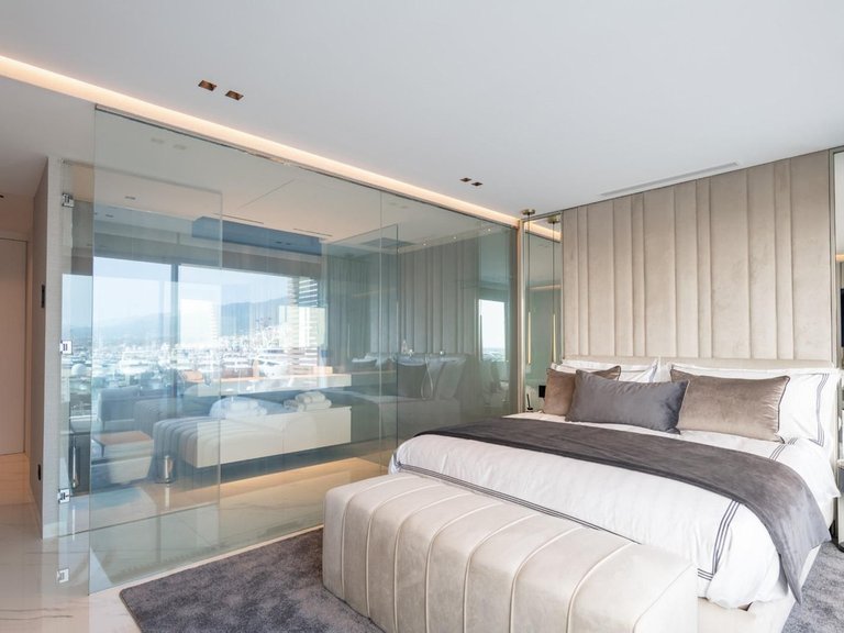 Apartment for Sale in Costa del Sol, Puerto Banús, Malaga 15