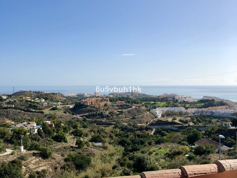 Villa for Sale in Benalmadena Pueblo, Malaga 24