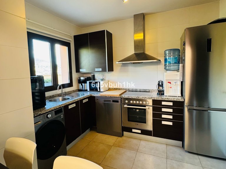 Villa for Sale in Benalmadena Pueblo, Malaga 8