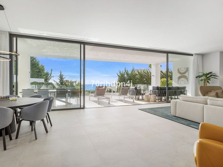 Villa for Sale in Marbella, Malaga 12