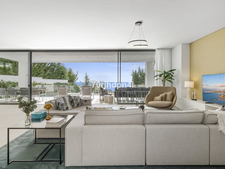 Villa for Sale in Marbella, Malaga 32