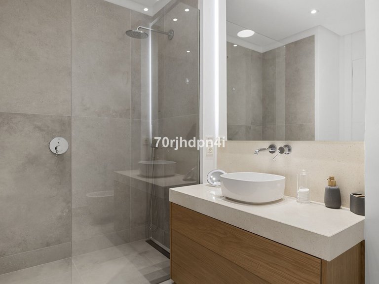 Villa for Sale in Marbella, Malaga 37