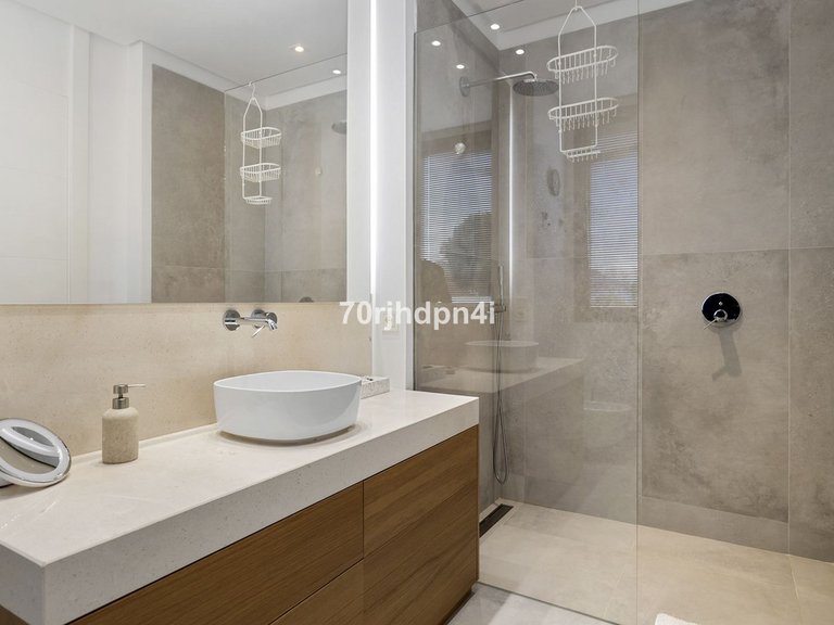 Villa for Sale in Marbella, Malaga 41