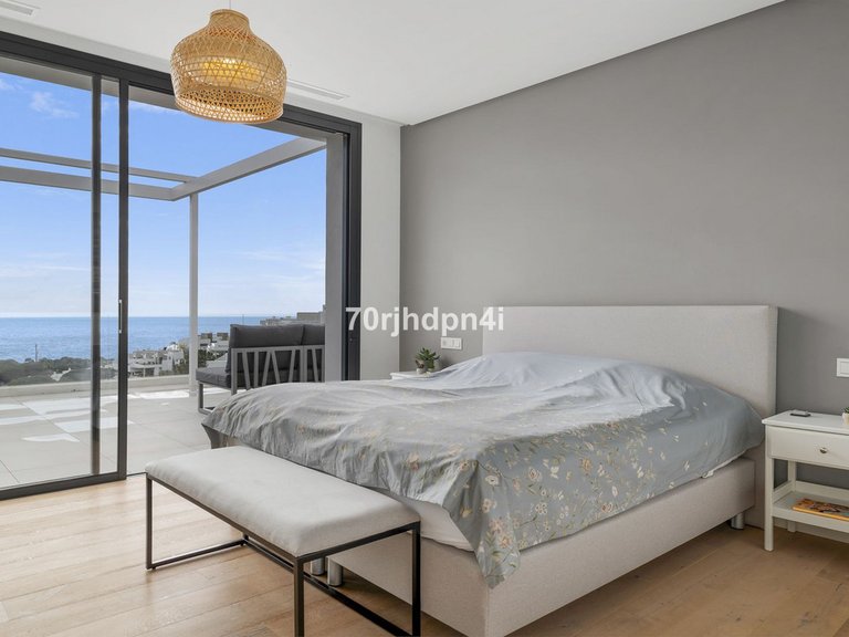 Villa for Sale in Marbella, Malaga 42