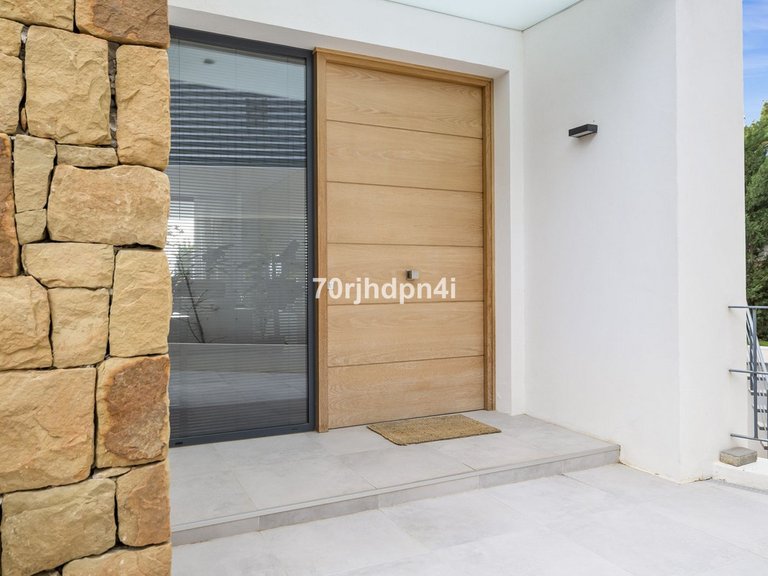 Villa for Sale in Marbella, Malaga 50