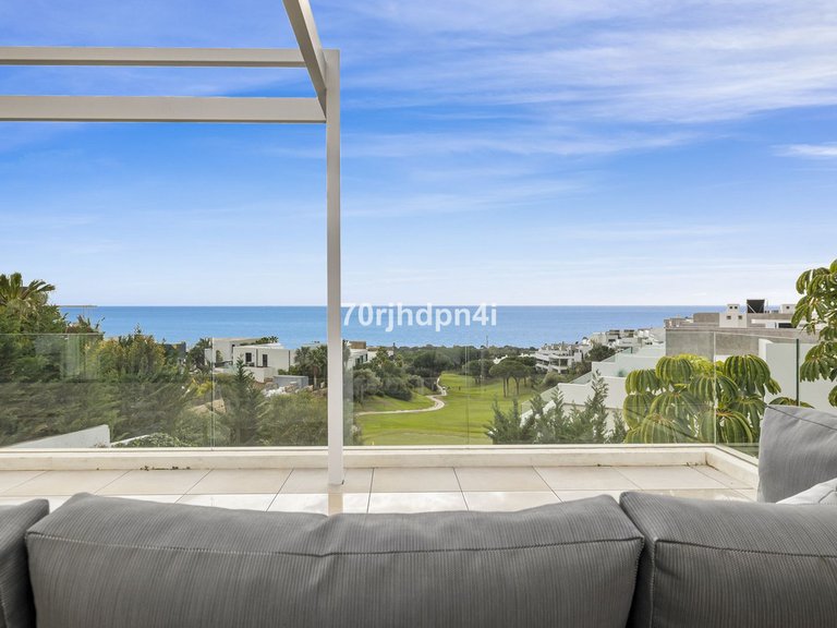 Villa for Sale in Marbella, Malaga 51