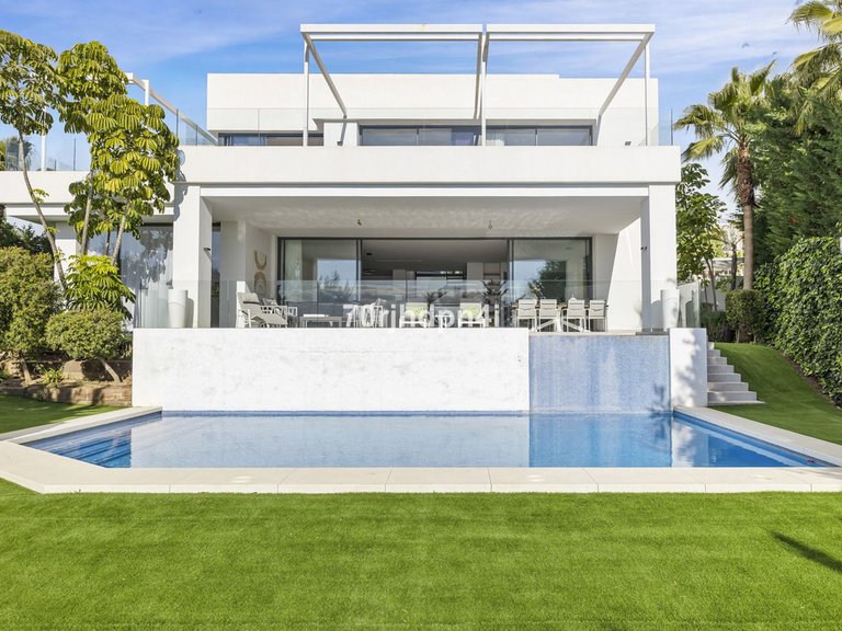 Villa for Sale in Marbella, Malaga 60