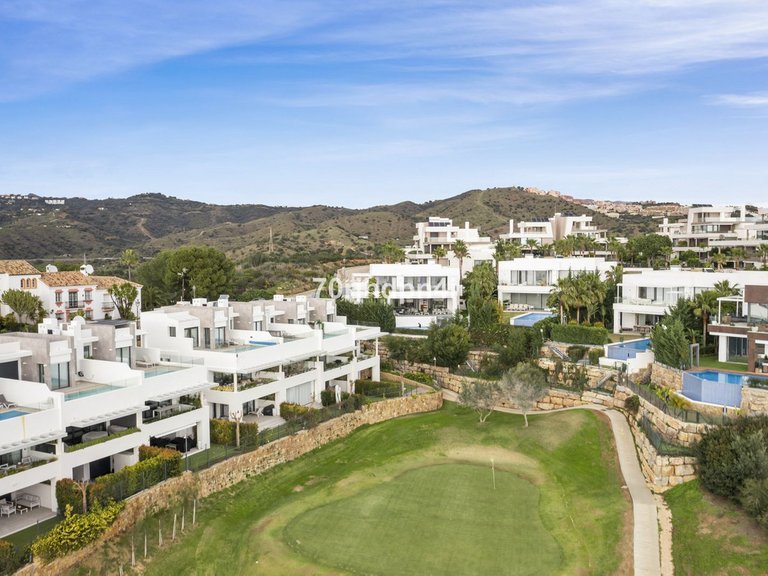 Villa for Sale in Marbella, Malaga 66