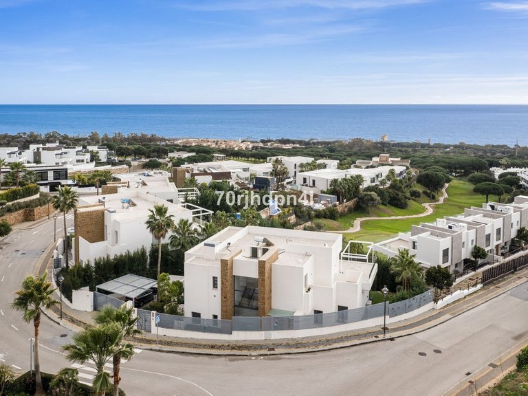 Villa for Sale in Marbella, Malaga 70