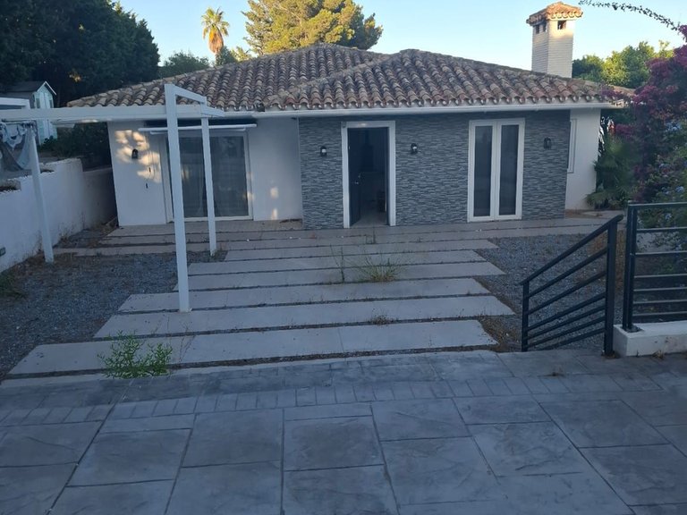 Villa for Sale in Benalmadena, Malaga 1