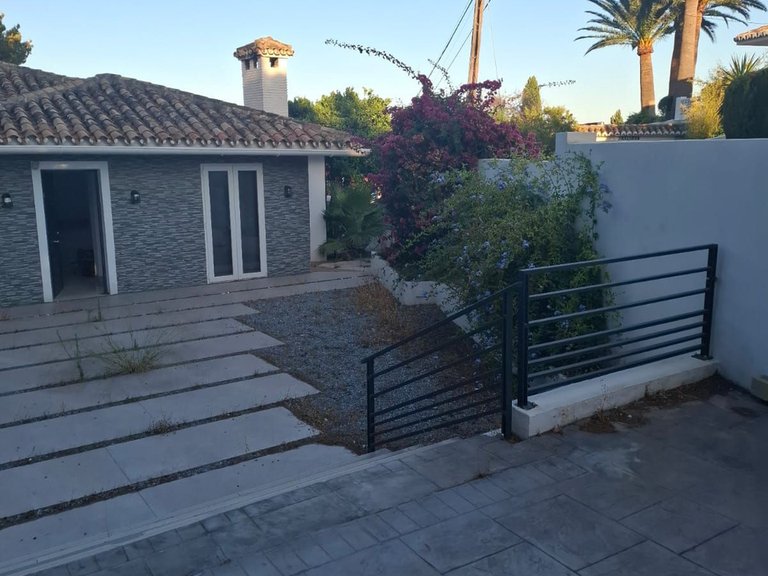 Villa for Sale in Benalmadena, Malaga 2