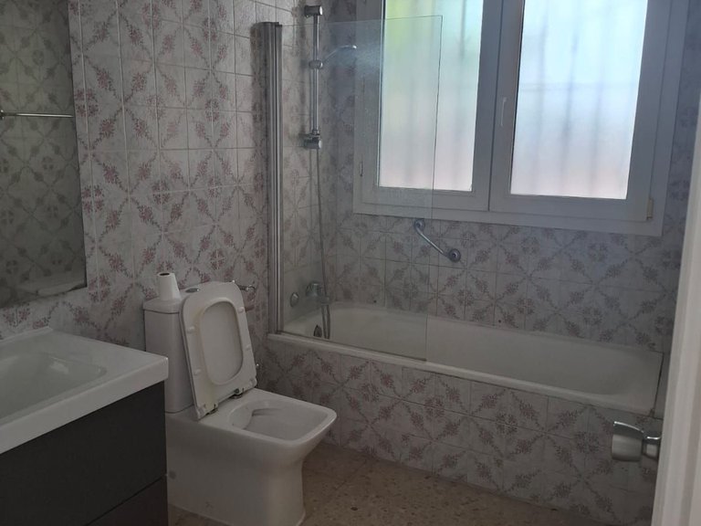 Villa for Sale in Benalmadena, Malaga 44