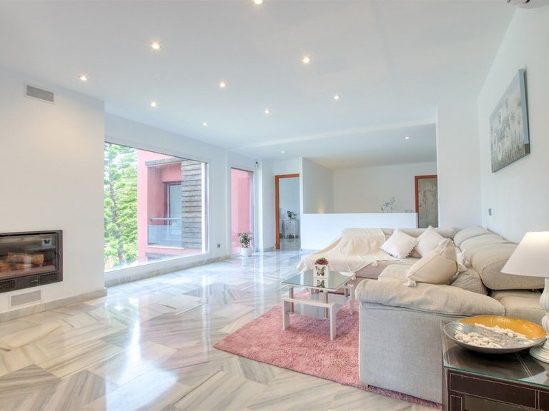 Villa for Sale in Benahavís, Malaga 7
