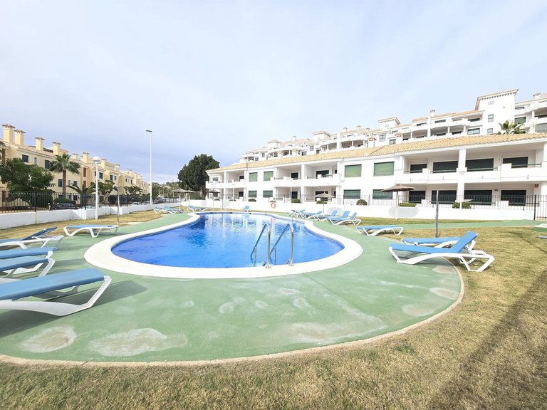 Apartment for Sale in Lomas De Campoamor, Alicante 1