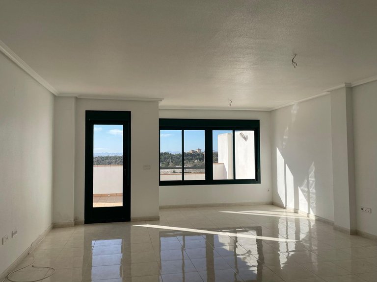 Apartment for Sale in Lomas De Campoamor, Alicante 11