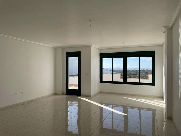 Apartment for Sale in Lomas De Campoamor, Alicante 16