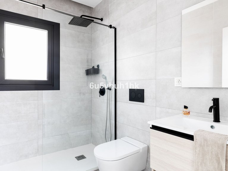 Villa for Sale in Málaga, Malaga 15