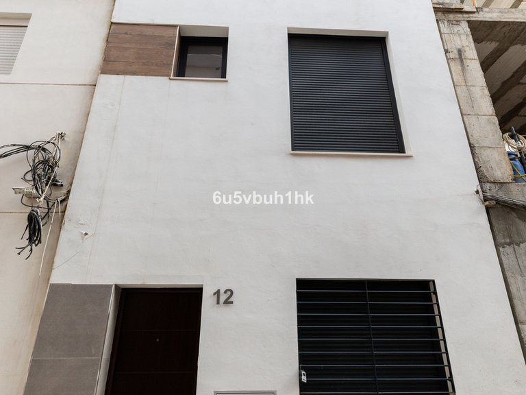 Villa for Sale in Málaga, Malaga 3