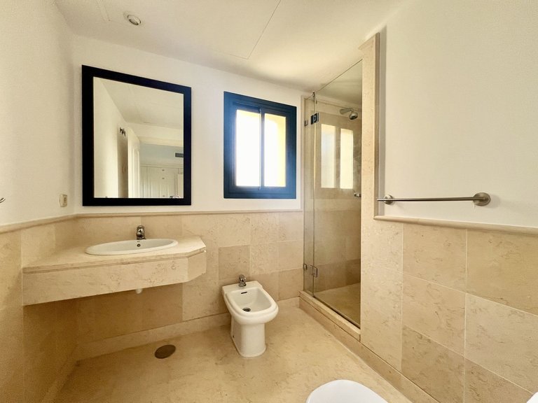 Apartment for Sale in Benahavís, Malaga 16