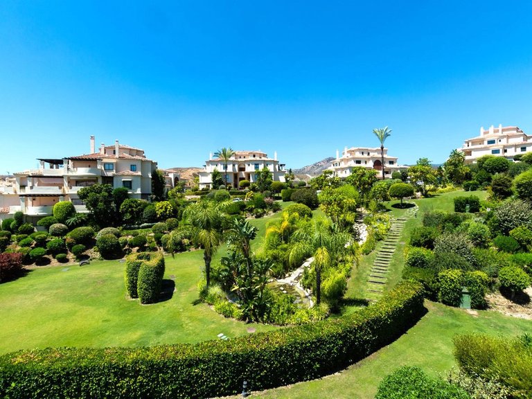 Apartment for Sale in Benahavís, Malaga 2