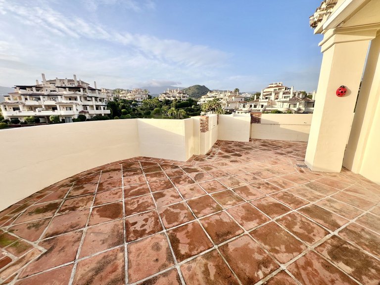 Apartment for Sale in Benahavís, Malaga 8