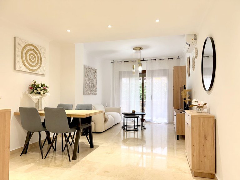 Apartment for Sale in The Golden Mile, Malaga 2