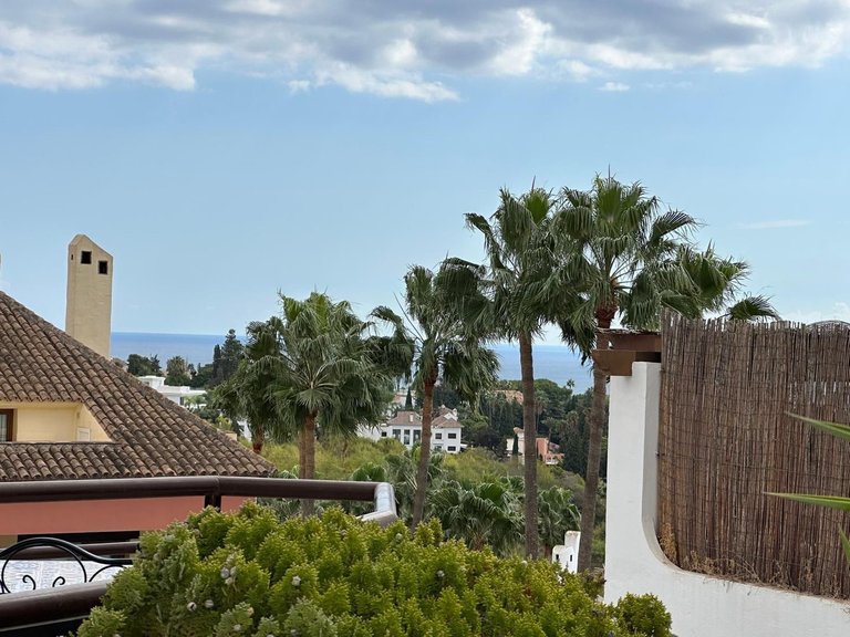 Apartment for Sale in The Golden Mile, Malaga 4