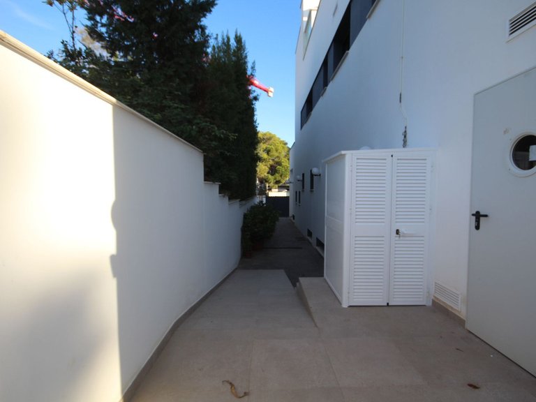 Villa for Sale in Elviria, Malaga 17