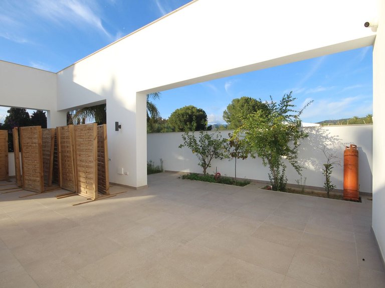 Villa for Sale in Elviria, Malaga 3