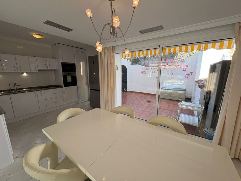Villa for Sale in Miraflores, Malaga 15