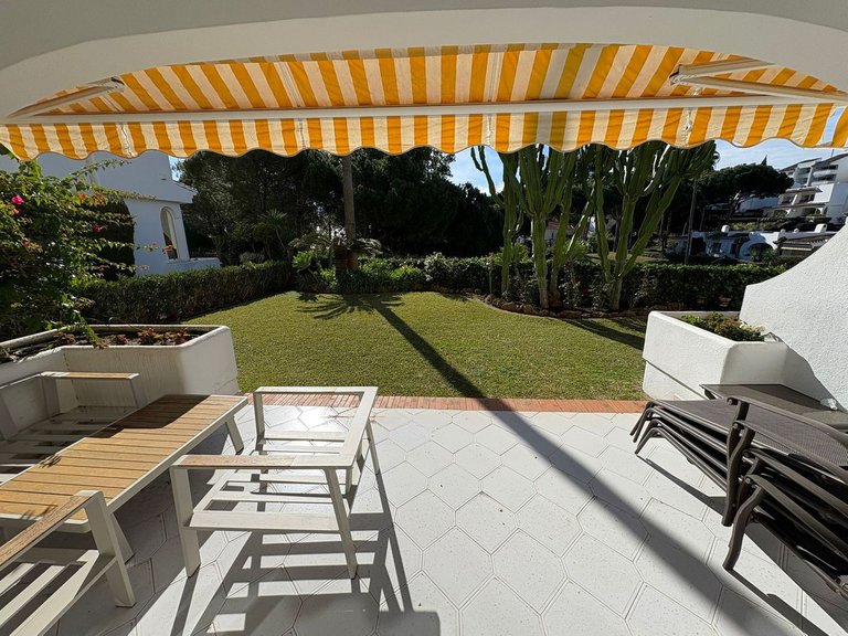 Villa for Sale in Miraflores, Malaga 4