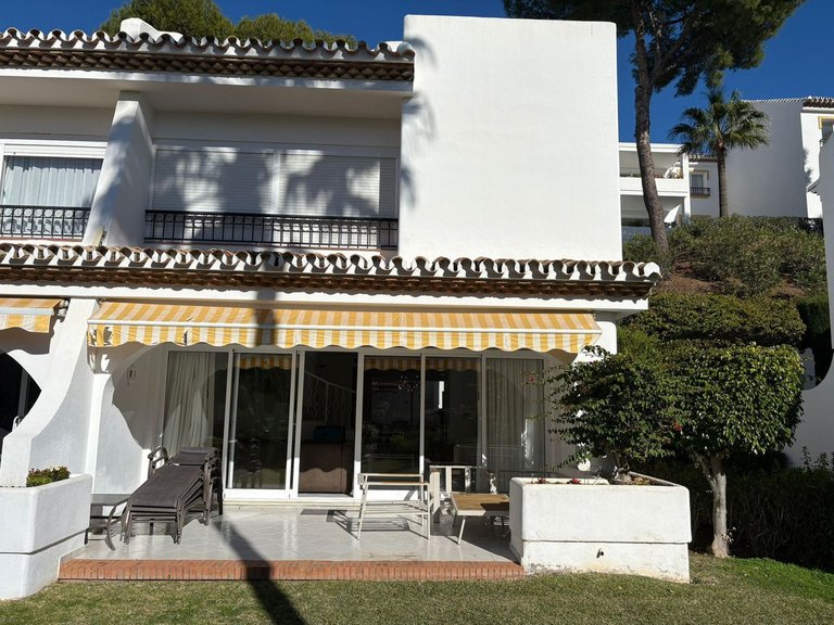 Villa for Sale in Miraflores, Malaga 5