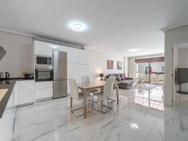 Apartment for Sale in Nueva Andalucía, Malaga 3