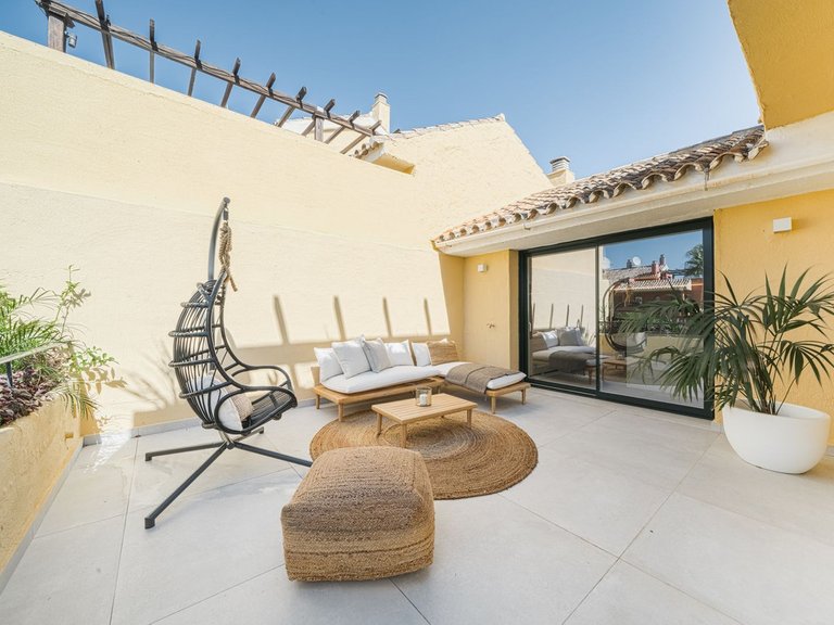 Apartment for Sale in Bel Air, Malaga 4