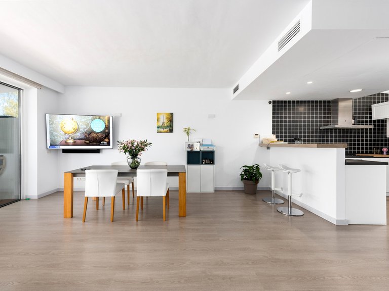 Villa for Sale in La Quinta, Malaga 2