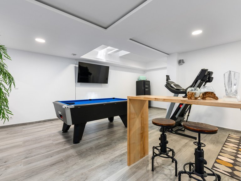 Villa for Sale in La Quinta, Malaga 31