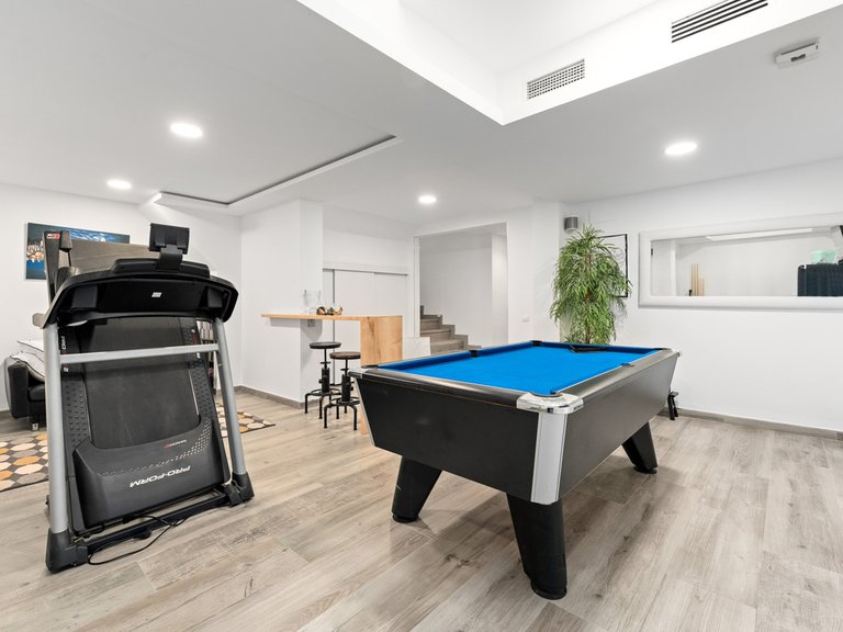 Villa for Sale in La Quinta, Malaga 32