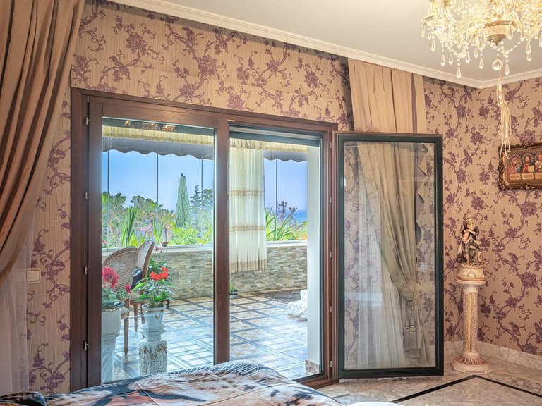 Apartment for Sale in The Golden Mile, Malaga 13