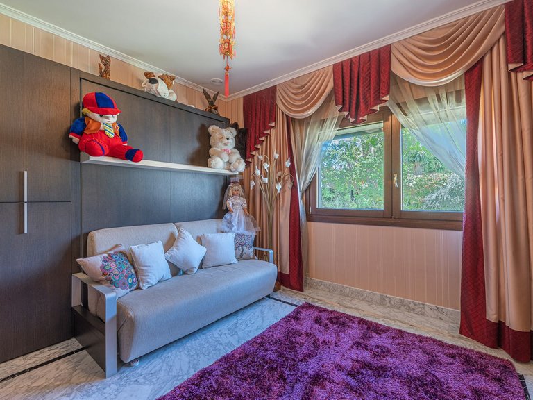Apartment for Sale in The Golden Mile, Malaga 20