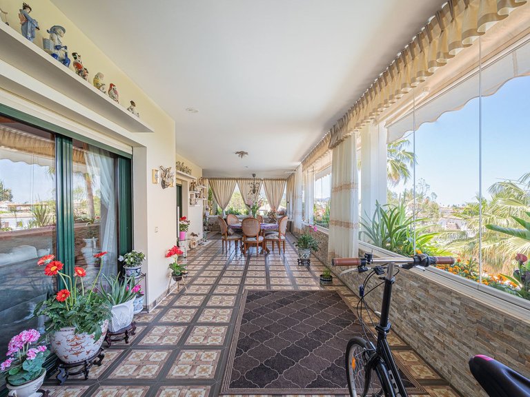 Apartment for Sale in The Golden Mile, Malaga 3