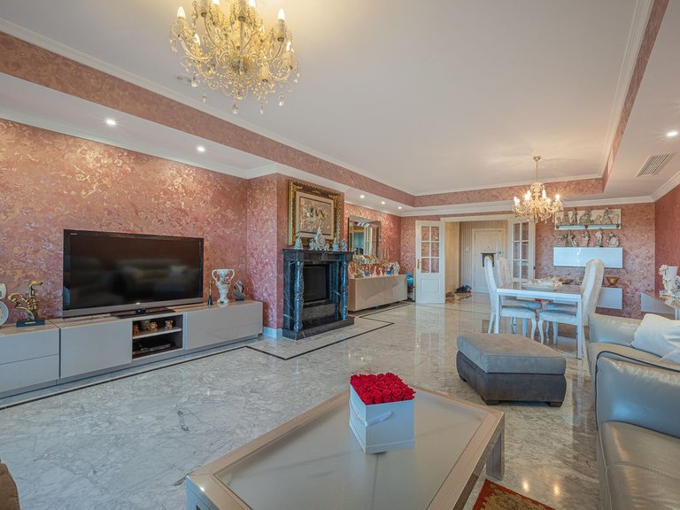 Apartment for Sale in The Golden Mile, Malaga 7