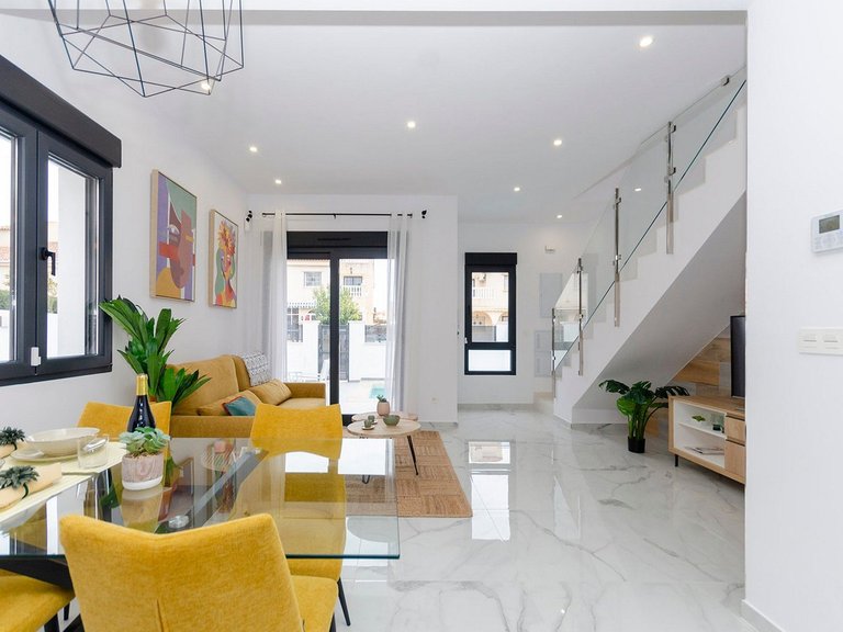 Villa for Sale in Torrevieja, Alicante 31