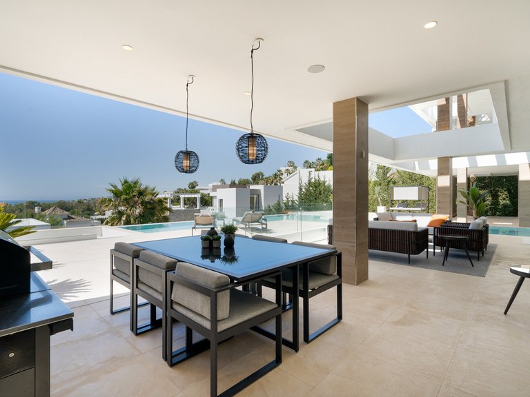 Villa for Sale in Benahavís, Malaga 15