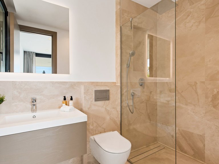 Villa for Sale in Benahavís, Malaga 40