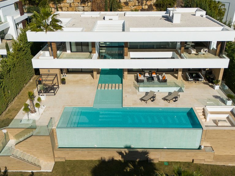 Villa for Sale in Benahavís, Malaga 6