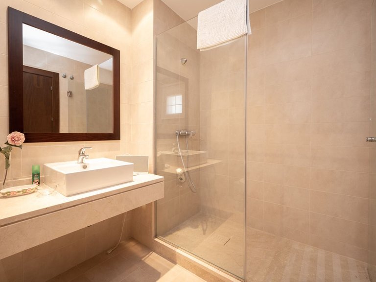 Apartment for Sale in Altos De Los Monteros, Malaga 28